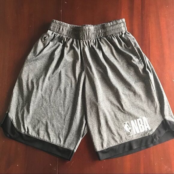 🌈Youth Medium Size 26 NBA Gray Athletic Shorts - Picture 1 of 8